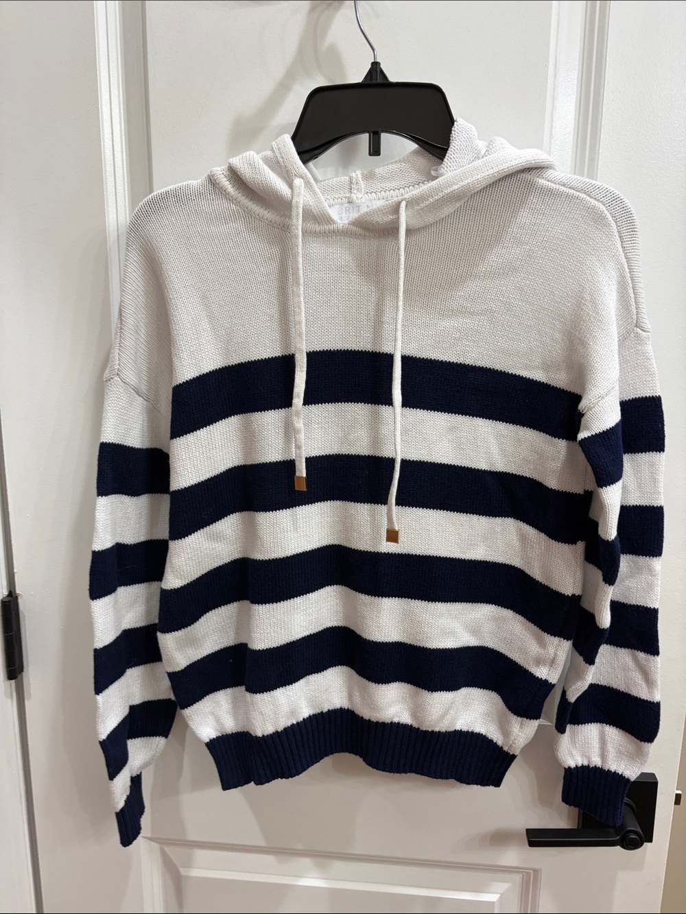Women’s White & Navy Striped Hooded Sweater